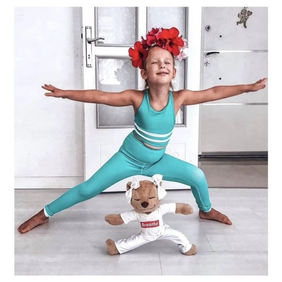 Meddy Teddy Plush Yoga Bear Toy - Tan and White - Picture 10 of 10